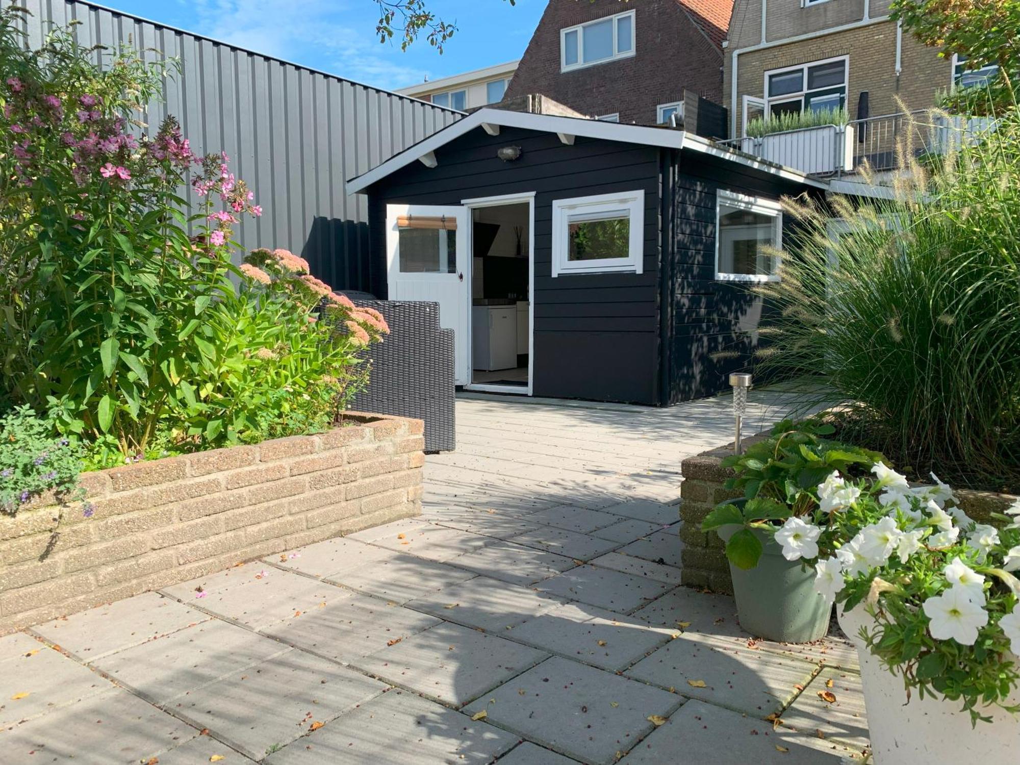 Tiny House Tussen De Grachten Sneek Extérieur photo